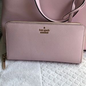 Kate Spade New York Zip Around Wallet